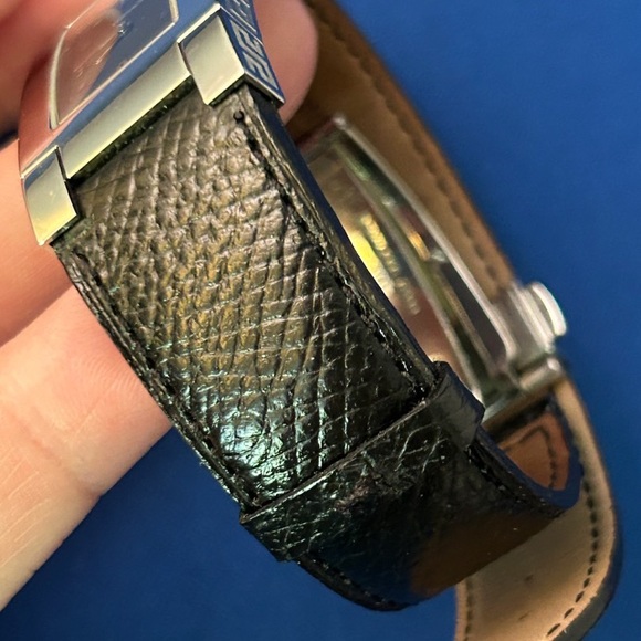 Womens Versace Watch w/ Leather Band - Picture 6 of 12